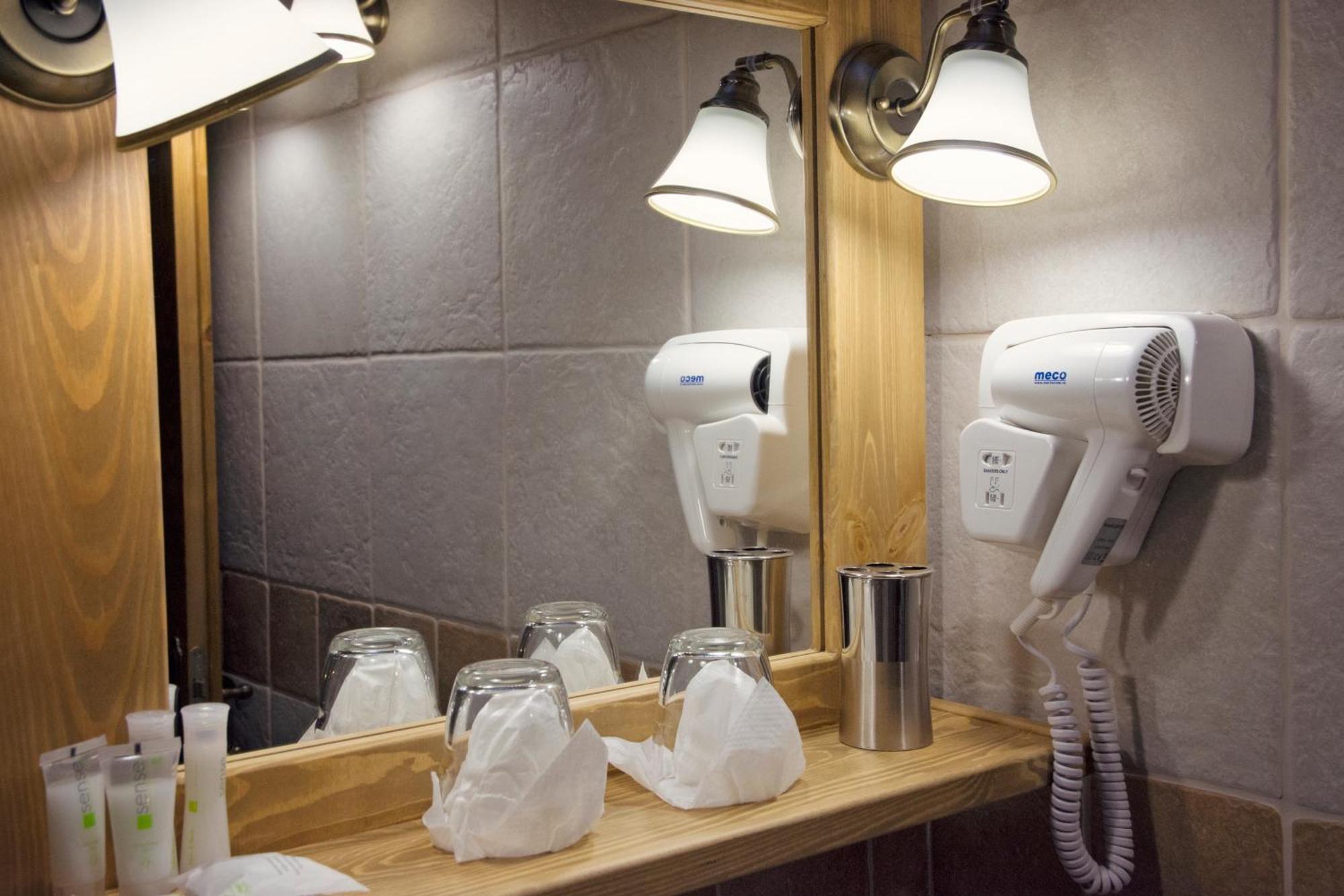 Samedru Hotel Magura  Phòng bức ảnh